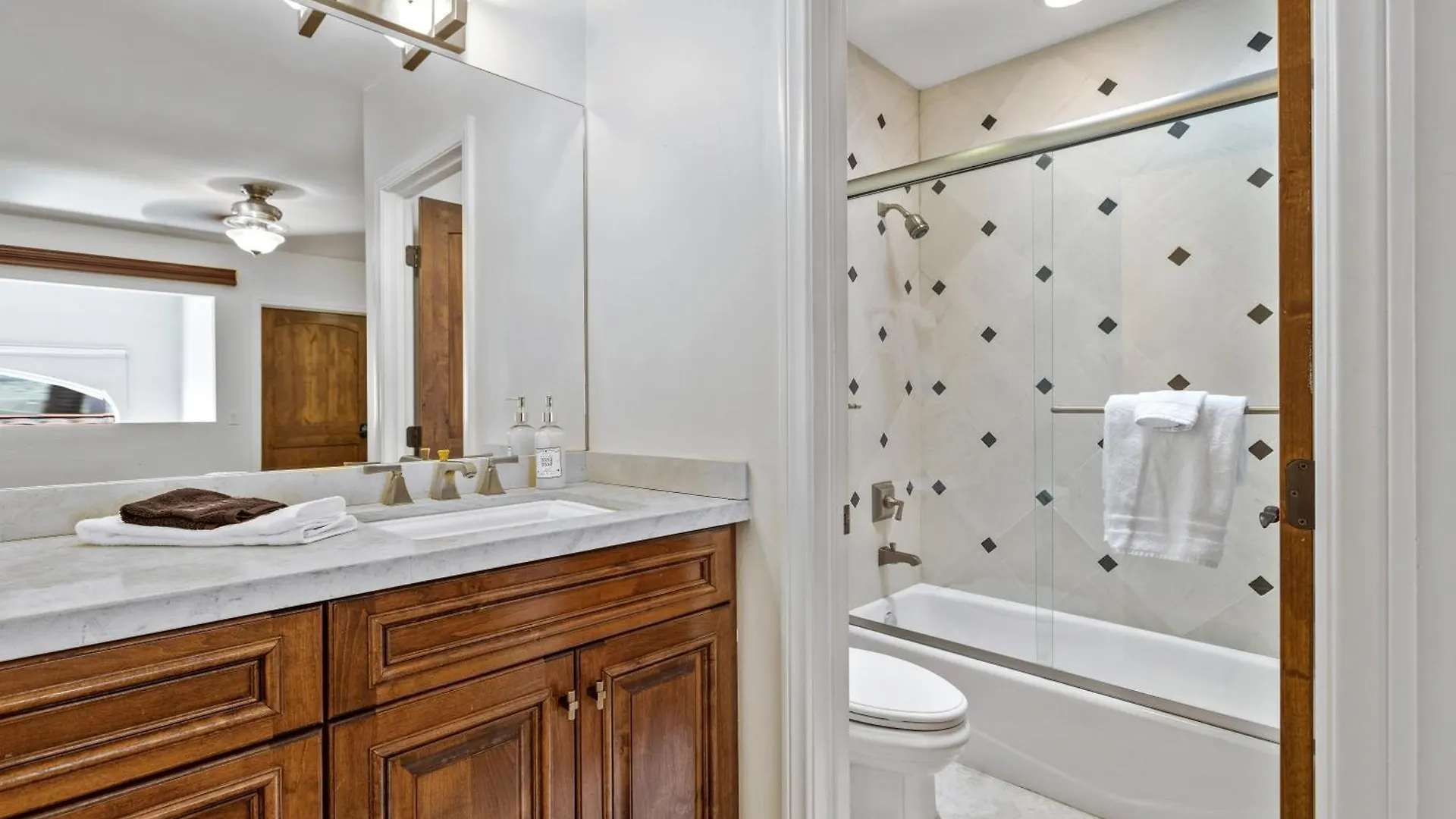 Villa Del Sol Montana - A Ryson Property Palm Springs